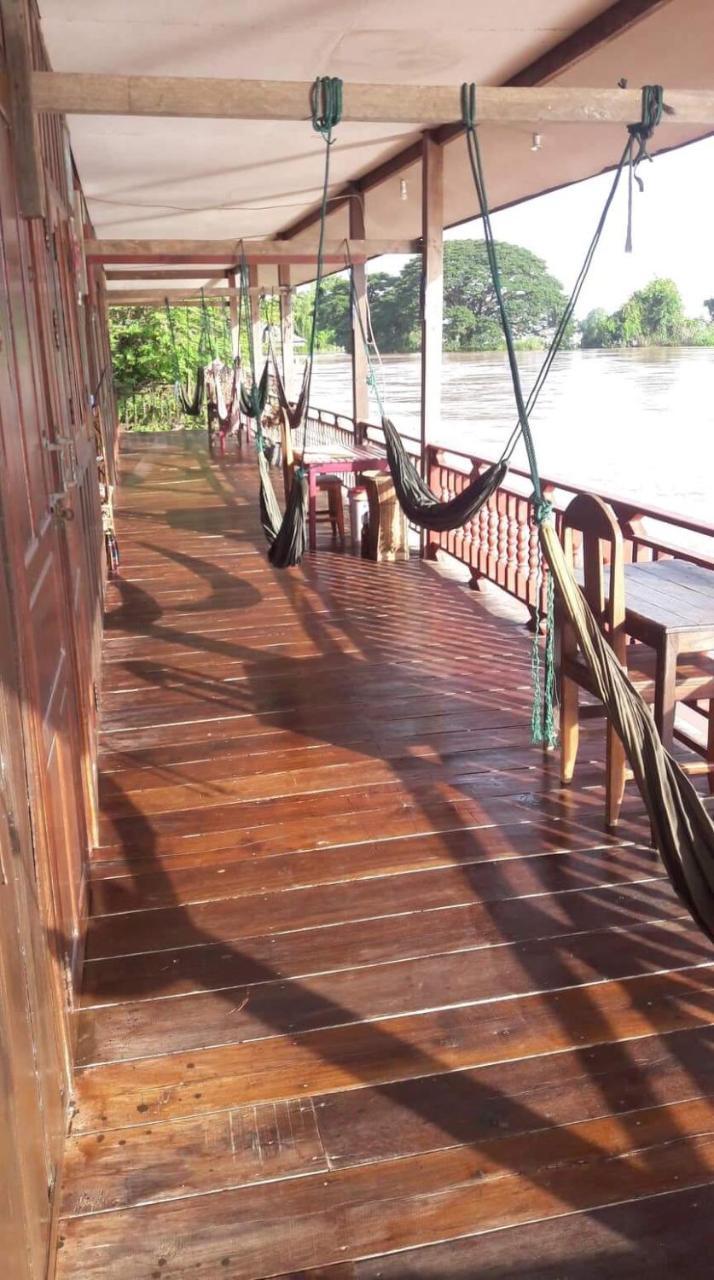Hotel Riverside Bungalow Ban Dondét Exterior foto